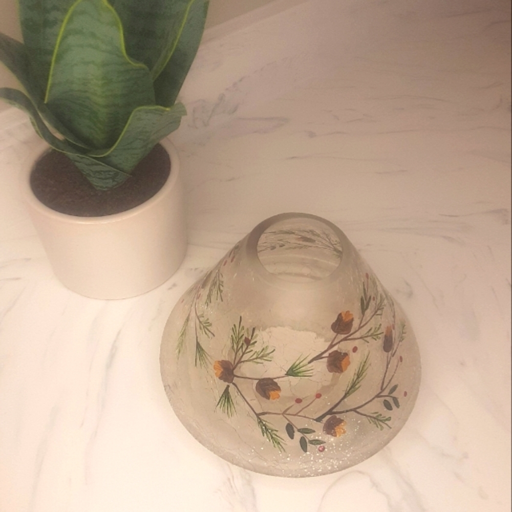 Yankee Candle Frosted Crackle Glass Pine Cone Candle Shade